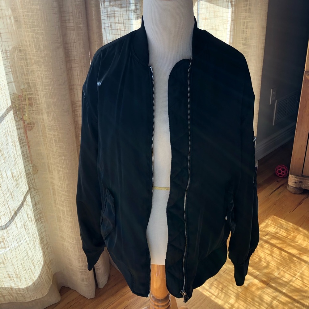 Black bomber